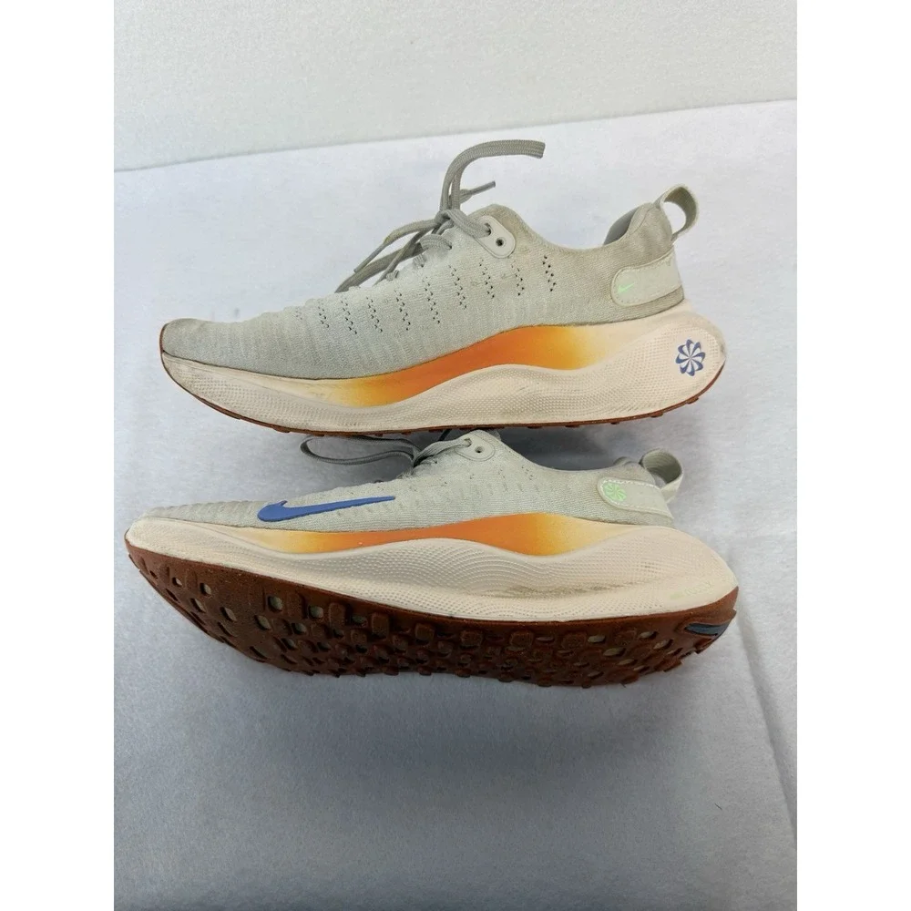 Nike Women's InfinityRN 4 Sea Glass Safety‎ Orange Running Shoe Sneaker Size 8